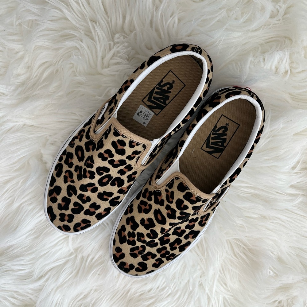 Women’s Vans Leopard Slip Ons Size 8.5
